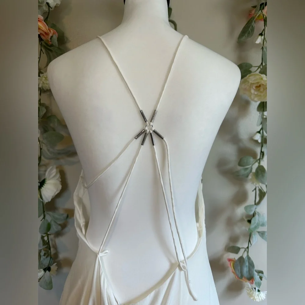 GIVENCHY Sleeveless Crystal Gown - Picture 12 of 17